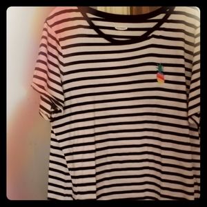 An Old Navy Tee